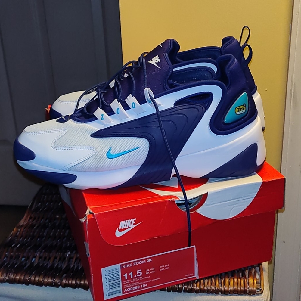 Mens nike running shoes